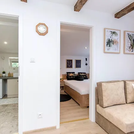 Apartment Ijg Imperial