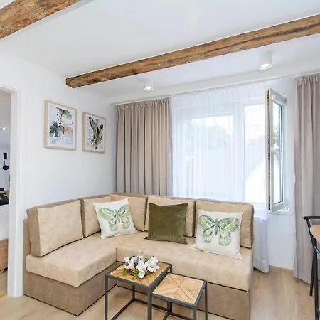 Ijg Imperial Apartment