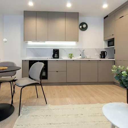 Apartment Ijg Imperial